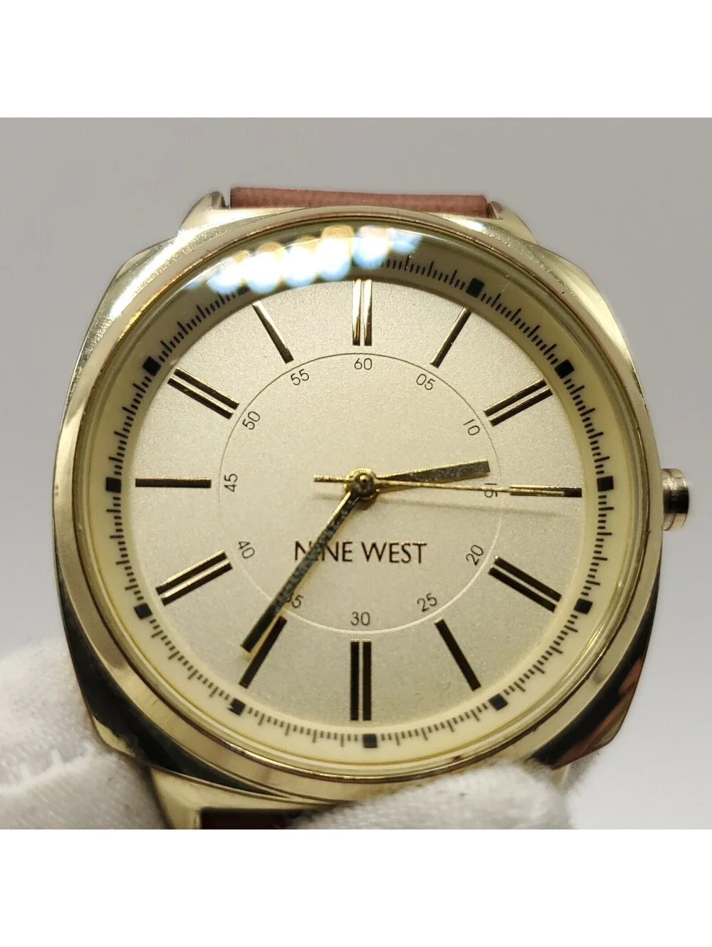 Nine West Quartz Gold Tone Brown Leather Band Womens Watch 36mm New Battery